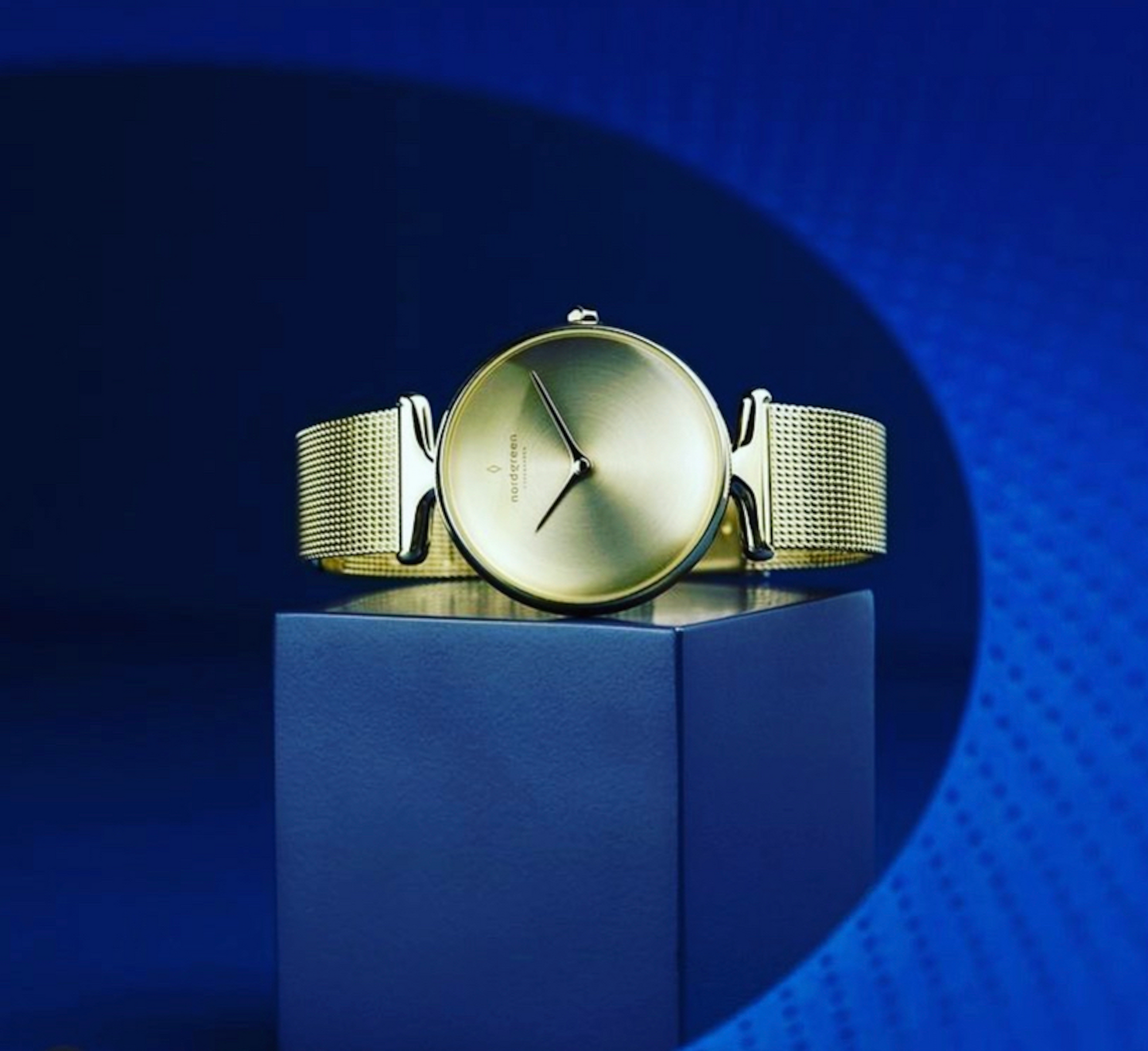Unika Gold - Gold Dial 32mm - Mesh Strap